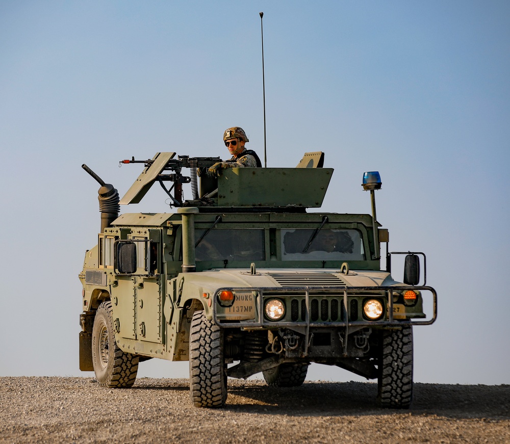 National Guardsmen Conduct Wet-gap Crossing