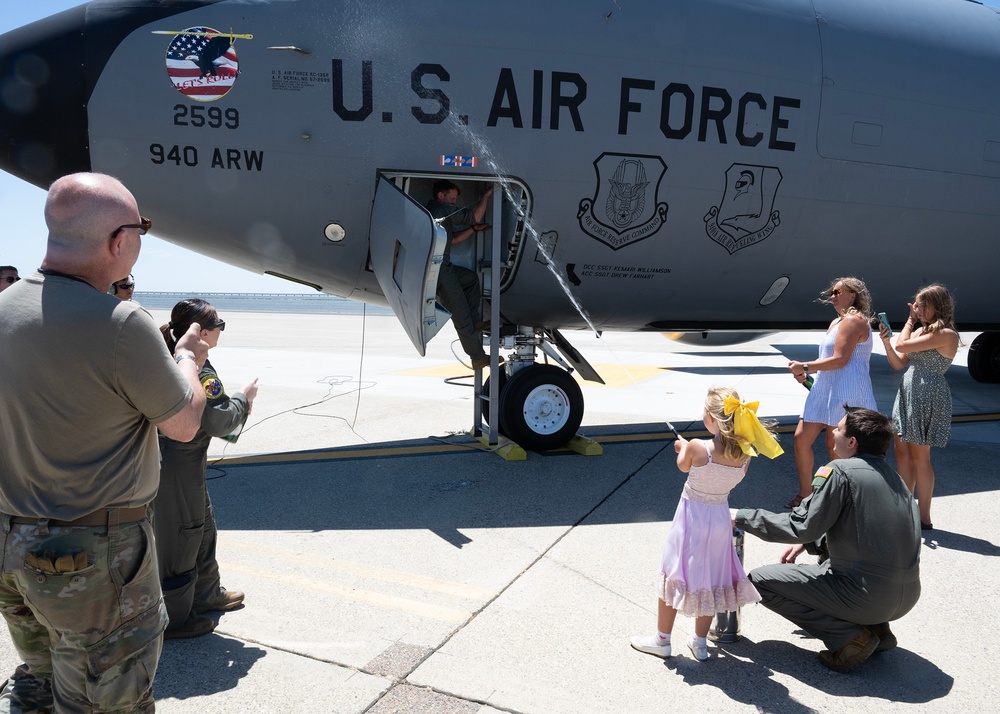 940th Air Refueling Wing Interim Operations Group Commander Completes Fini Flight