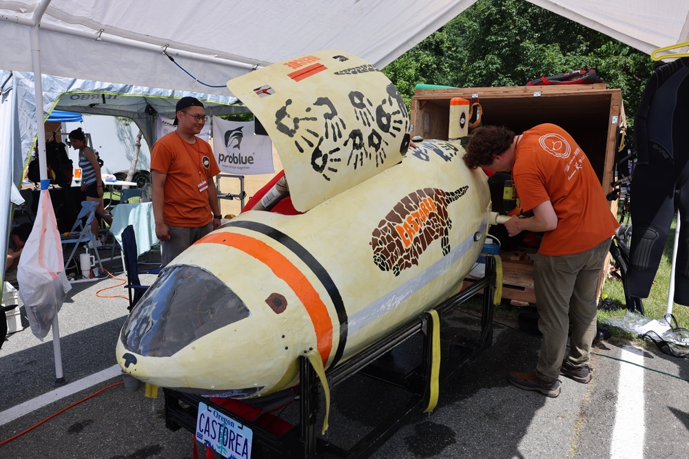 From Whiteboard to Water: Oregon State Team Castorea Makes a Splash at ISR18
