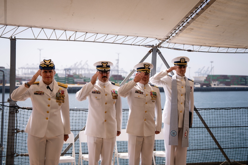Coast Guard Cutter Argus holds change of command ceremony