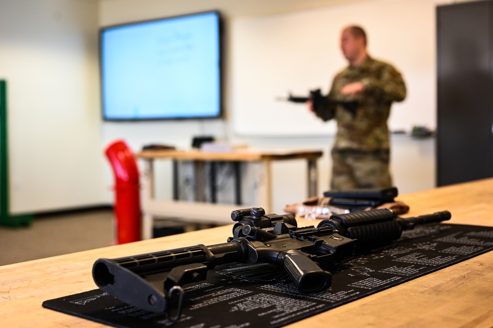 CATM Visit with Airmen