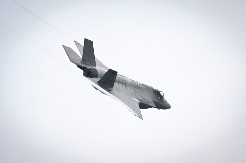 F-35A Lightning IIs take off from Volk Field during exercise Sentry North