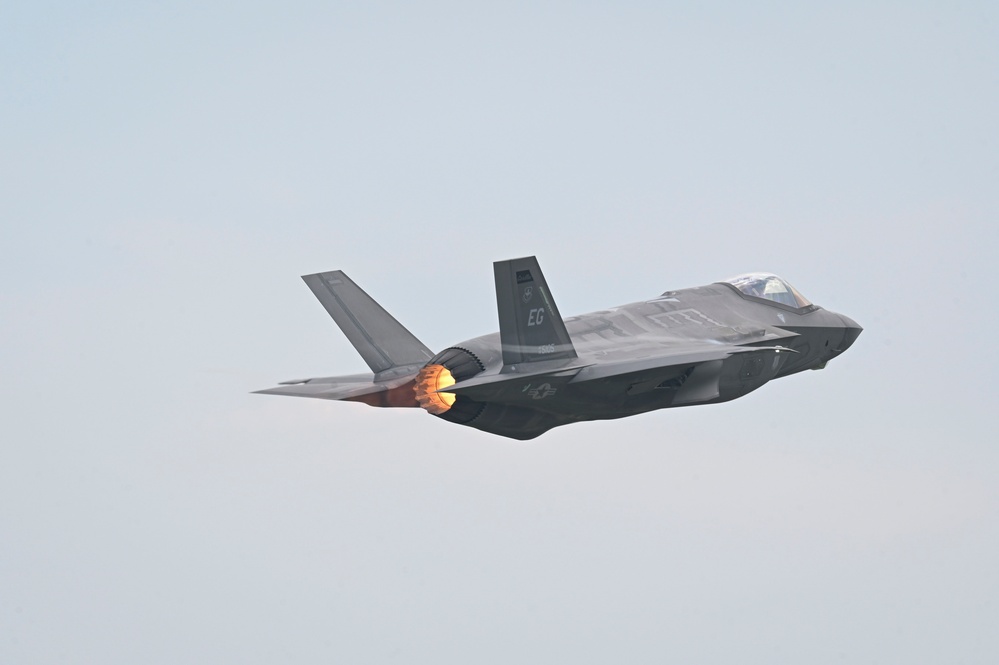 F-35A Lightning IIs take off from Volk Field during exercise Sentry North