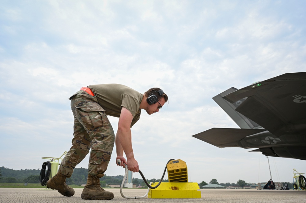 33rd Maintenance Group executes exercise Sentry North