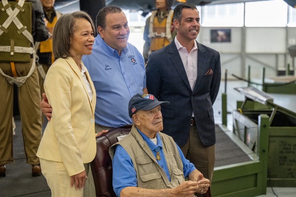 MOH recipient Paris Davis inducted to AMC Museum Hall of Heroes