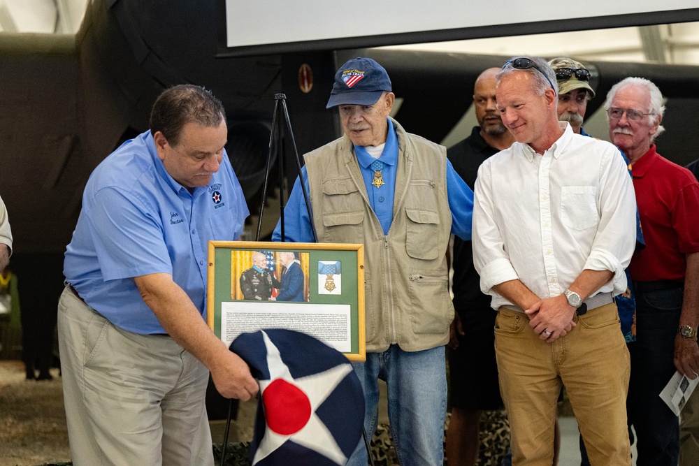 MOH recipient Paris Davis inducted to AMC Museum Hall of Heroes