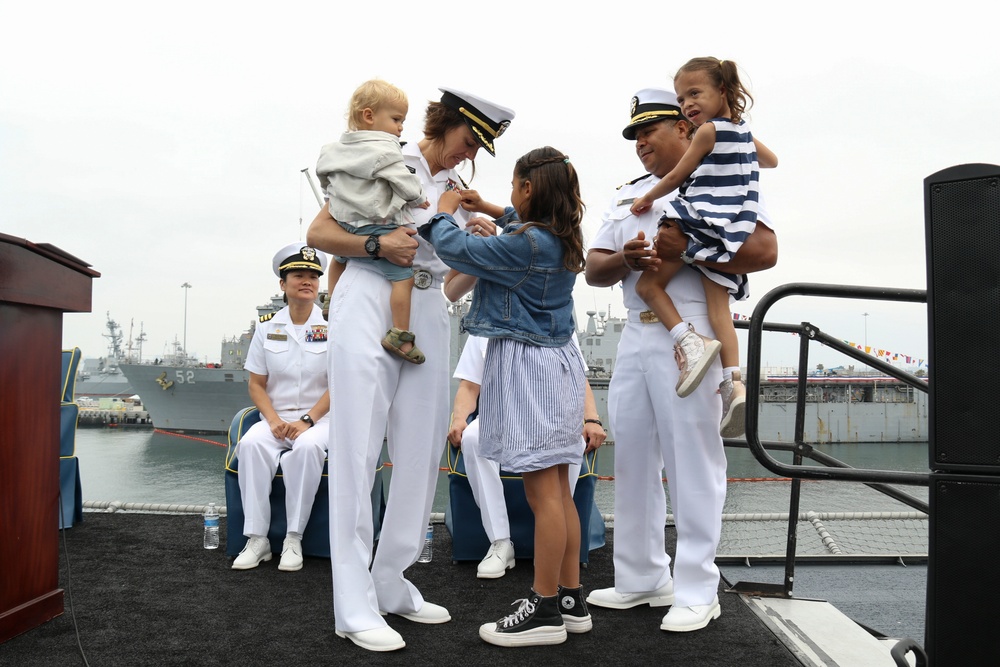 USS Montgomery (LCS 8) Conducts Change of Command