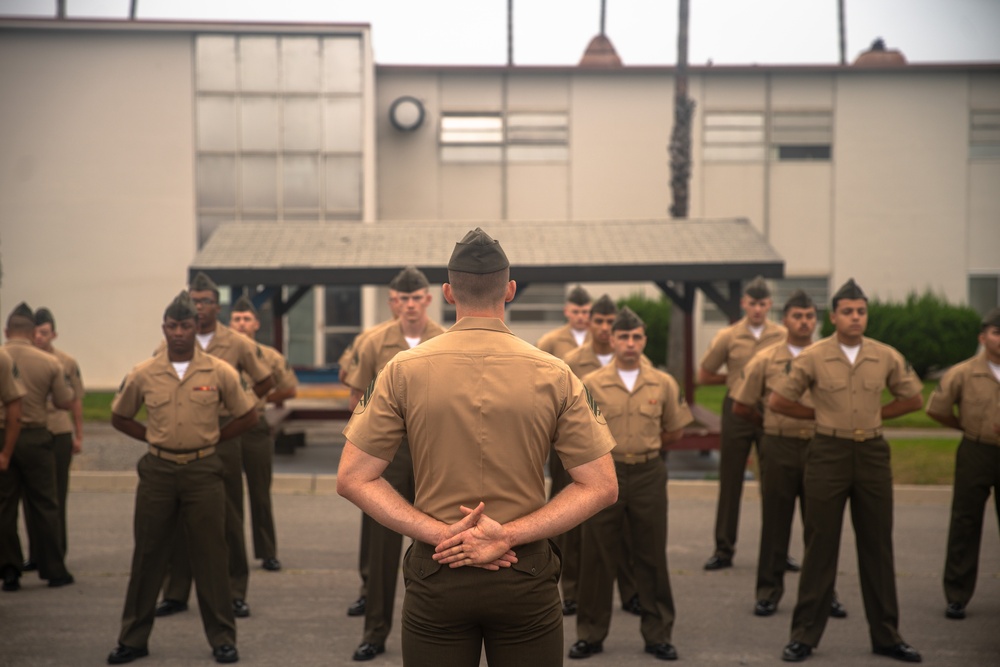 15th MEU Conducts Uniform Inspections