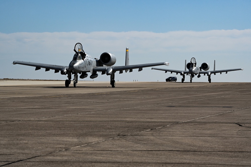 A-10s visit Laughlin AFB