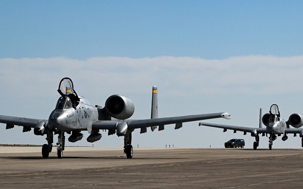 A-10s visit Laughlin AFB