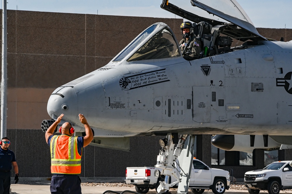 A-10s visit Laughlin AFB
