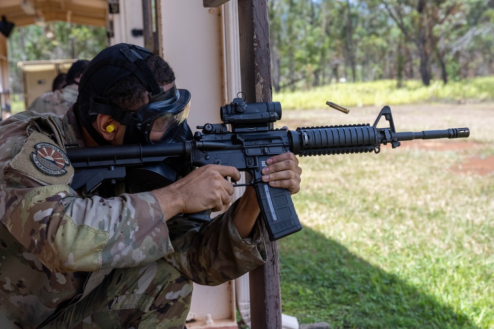 647 SFS qualify Airmen on M4 carbine rifles