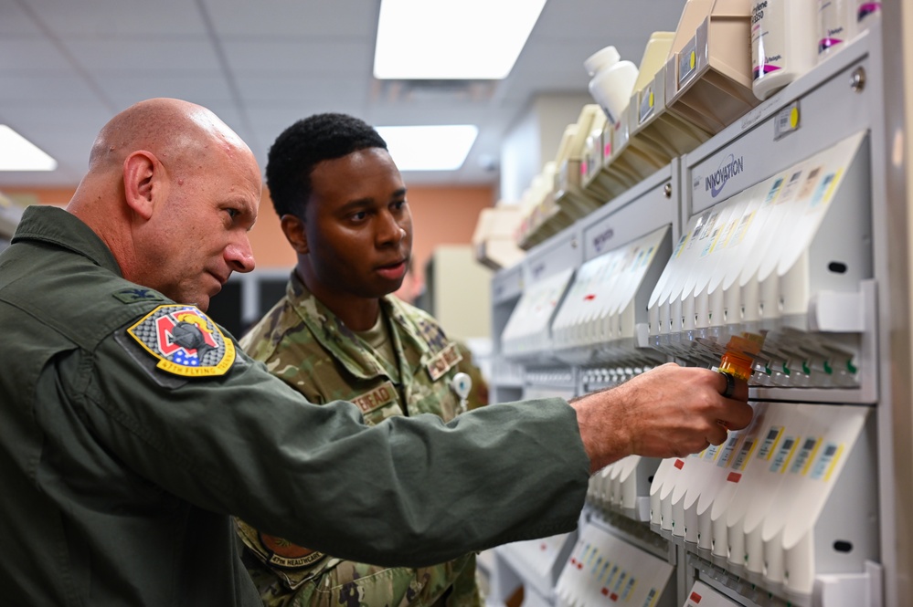 47th Medical Group visit with Airmen