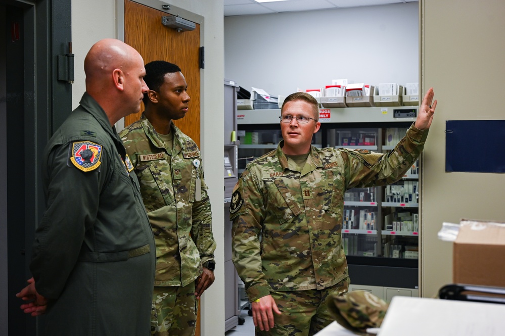 47th Medical Group visit with Airmen