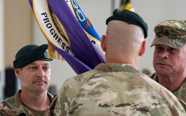 Col. Robert C. Snyder III takes command of Joint Task Force-Bravo during Change of Command ceremony