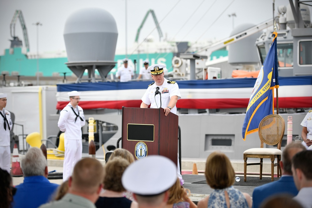 USV-1 welcomes new commanding officer onboard Port Hueneme