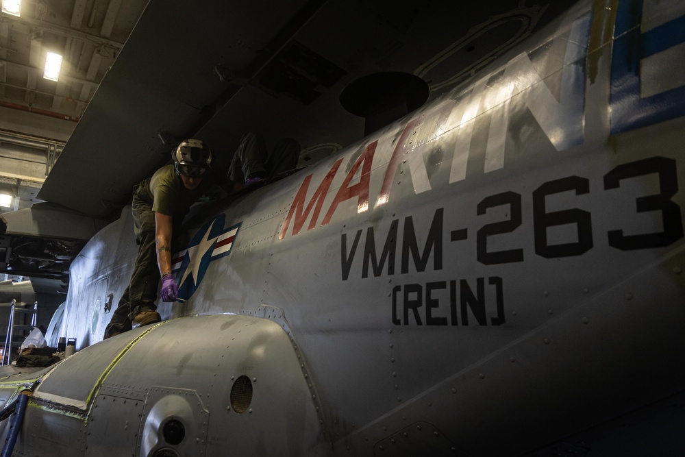 22nd MEU(SOC) | Maintenance of Aircrafts during COMPTUEX