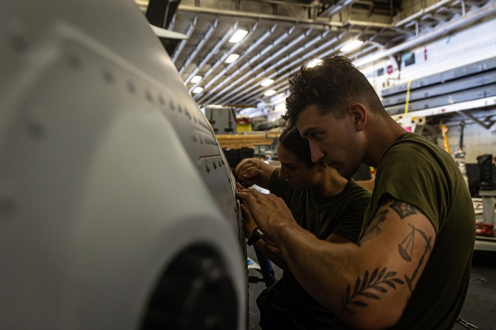 22nd MEU(SOC) | Maintenance of Aircrafts during COMPTUEX