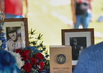 Wichita World War II pilot laid to rest