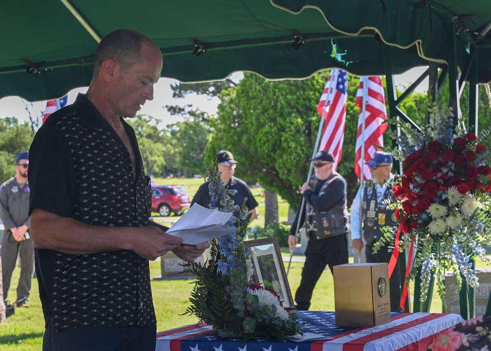 Wichita World War II pilot laid to rest