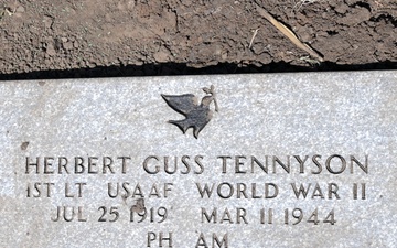 Wichita World War II pilot laid to rest