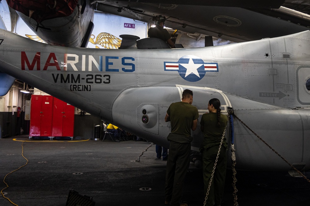 22nd MEU(SOC) | Maintenance of Aircrafts during COMPTUEX