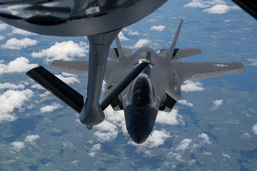 Atlantic Trident 25: 100th ARW refuels NATO Allies over Finland