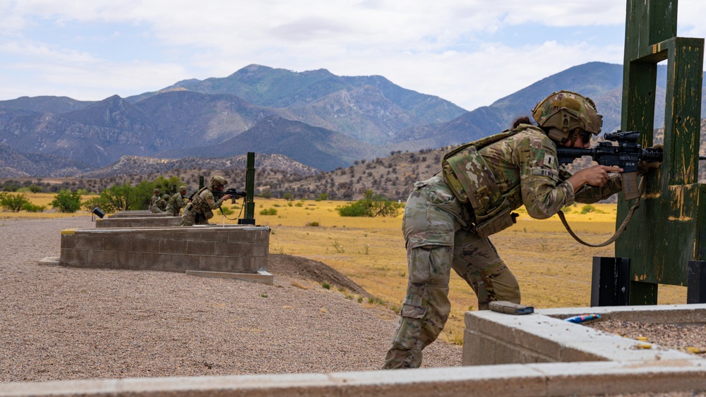 704th Brigade Support Battalion conducts M4 qualification range