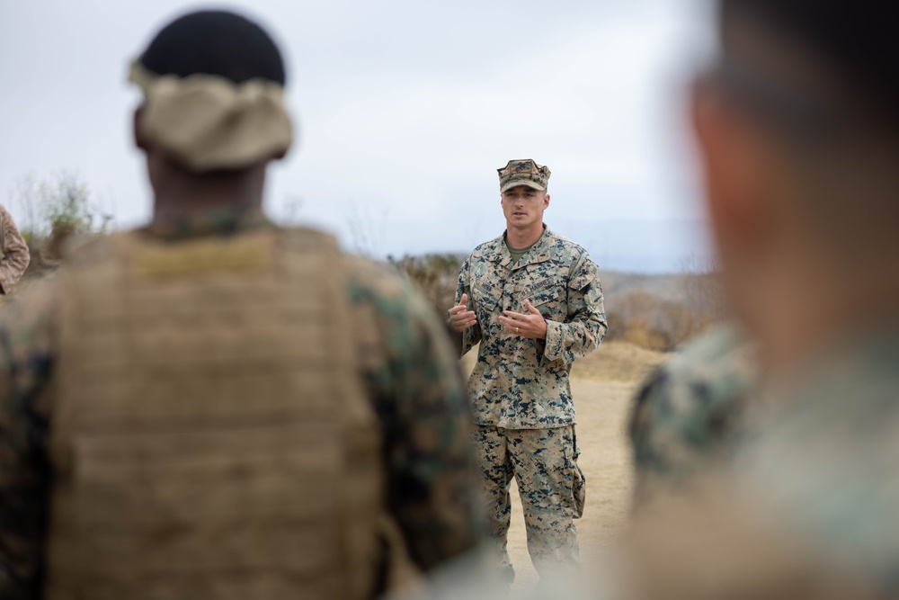 Title: U.S. Marines with 1st CRR Conduct M240B Machine Gun Training