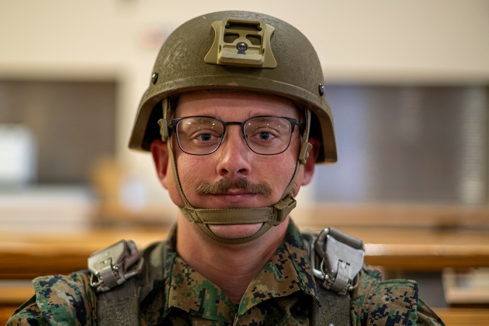 11th Airborne Division and 4th ANGLICO jump during RF-A 25-2