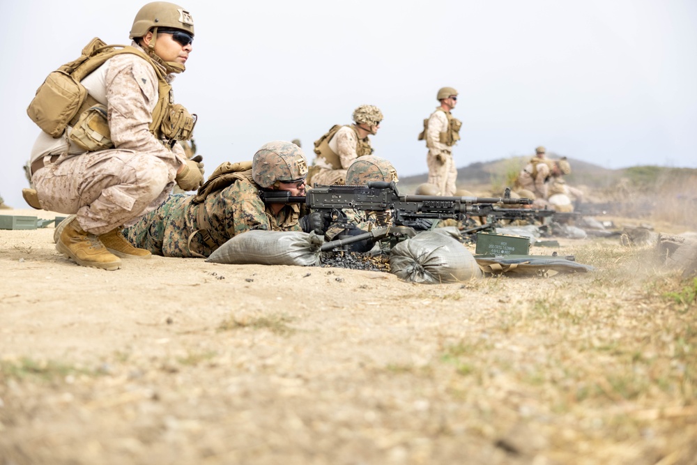 Title: U.S. Marines with 1st CRR Conduct M240B Machine Gun Training