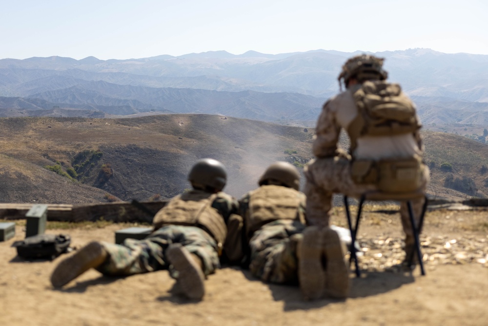 Title: U.S. Marines with 1st CRR Conduct M240B Machine Gun Training