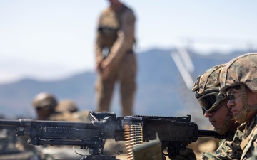 Title: U.S. Marines with 1st CRR Conduct M240B Machine Gun Training