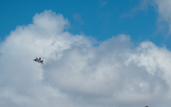 Col. Ryan Graf achieves 1000 flying hours as an F-22 Raptor pilot