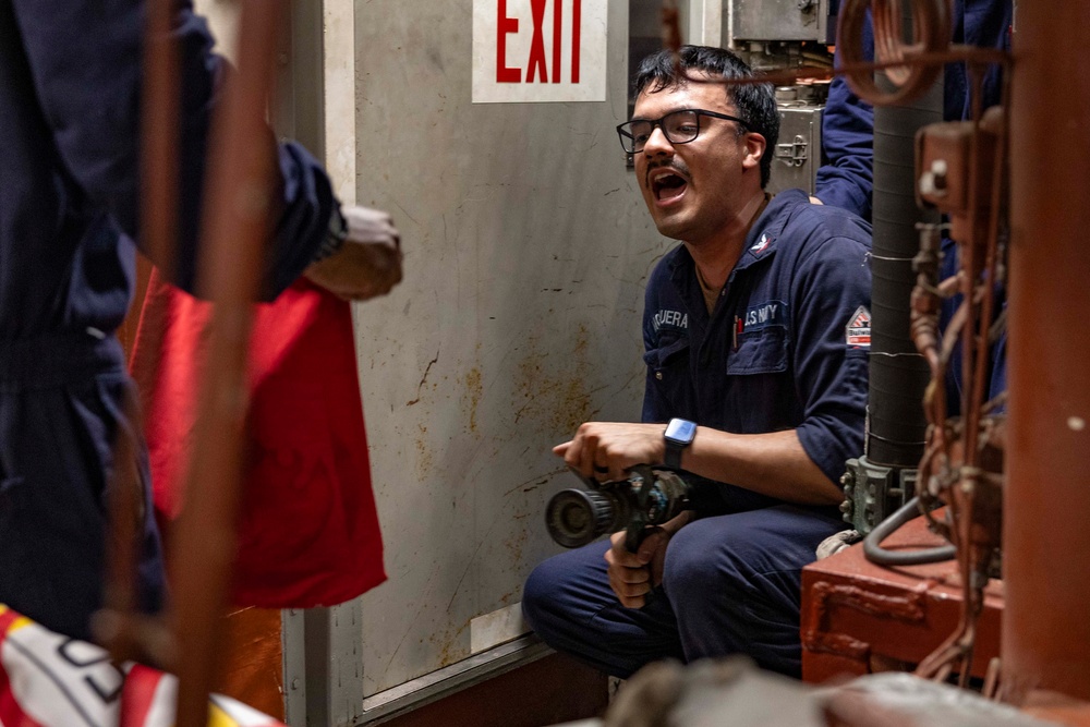 Shoup conducts integrated training team drill