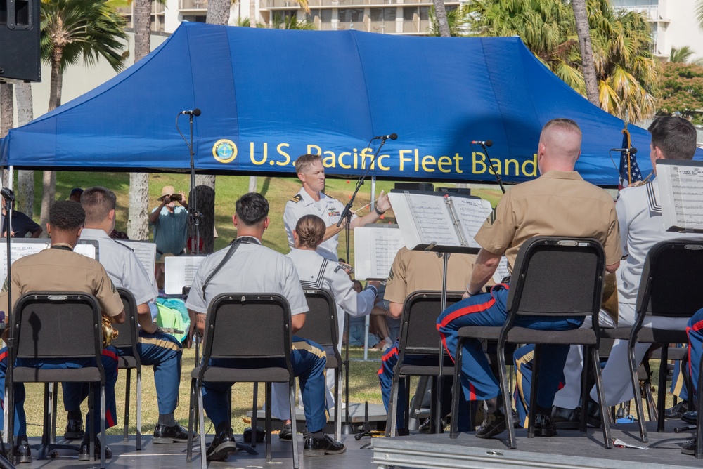LT Clint McClanahan conducts the O'ahu Joint Forces Band