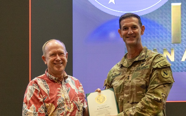 USARPAC Chief of Staff presents civilian awards to distinguished civilian employees