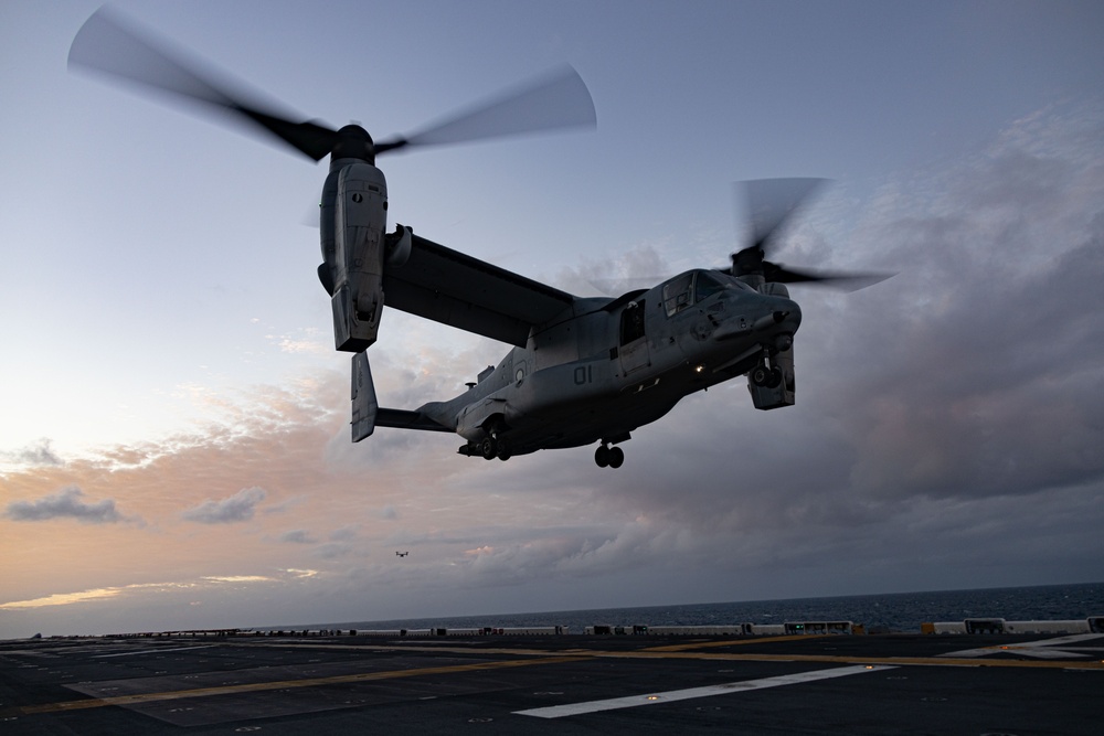 31st MEU | VMM 265 (Rein.) conducts flight operations