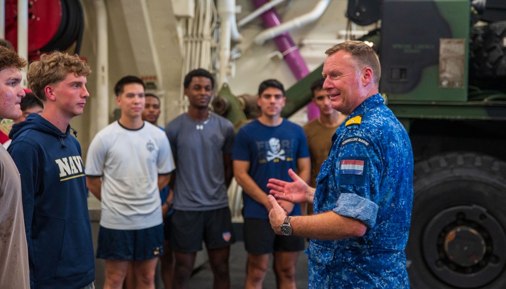USS New York Welcomes Dutch Admiral Pastoor