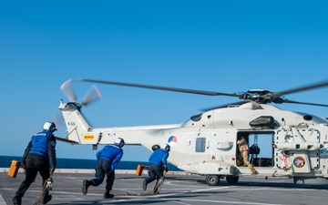 USS New York Welcomes Dutch Admiral Pastoor