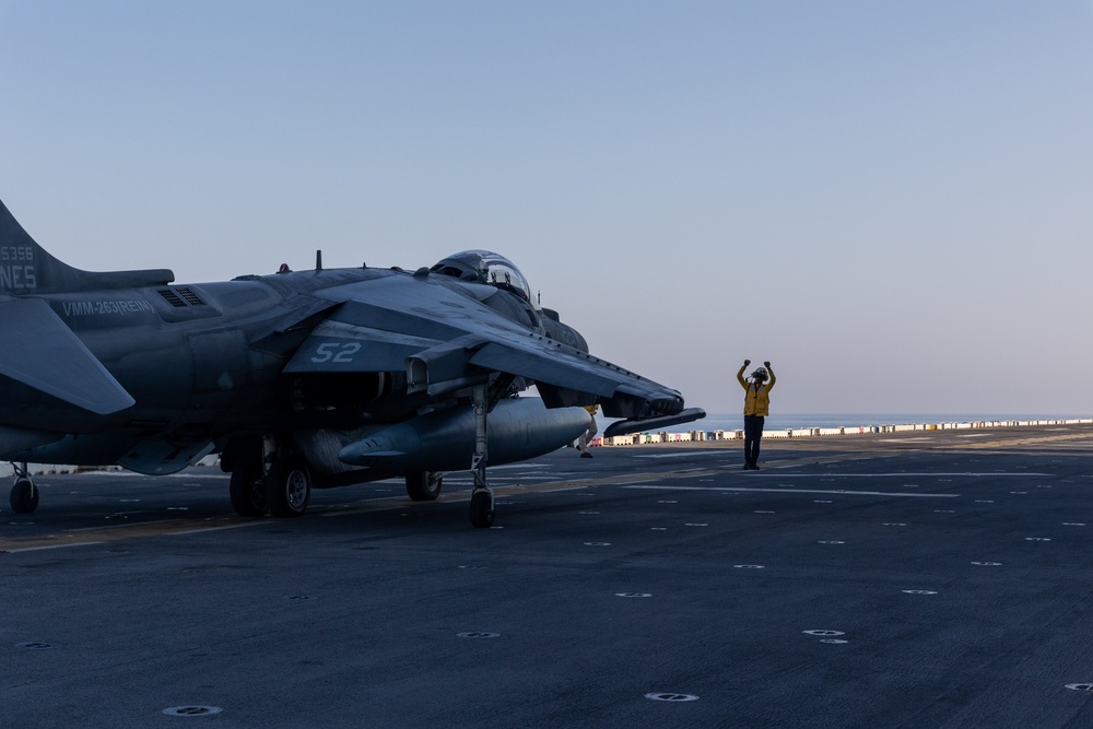 22nd MEU (SOC) | Harrier Flight Ops