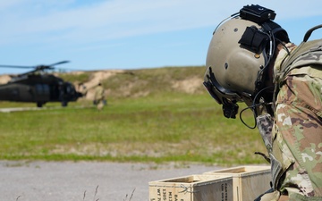 Gunners test their aerial skills on UH-60 Black Hawks