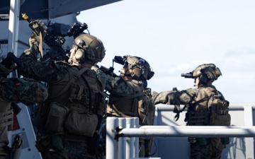 31st MEU | Visit, Board, Search, and Seizure exercise