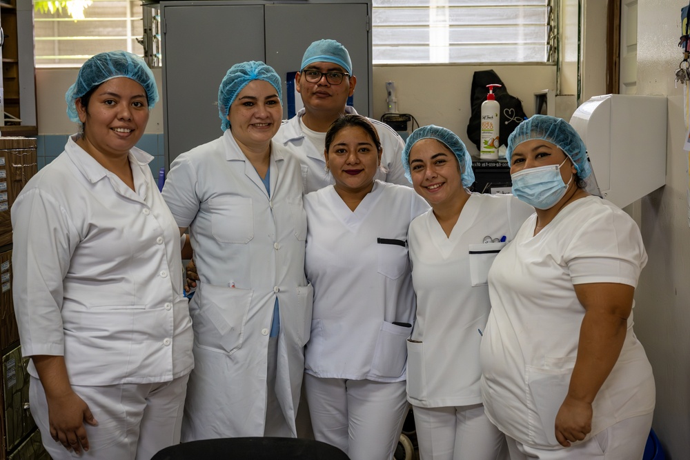 AMISTAD 25: Faces of San Bartolo