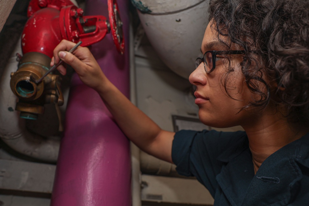 USS Iwo Jima Sailors Conduct Maintenance