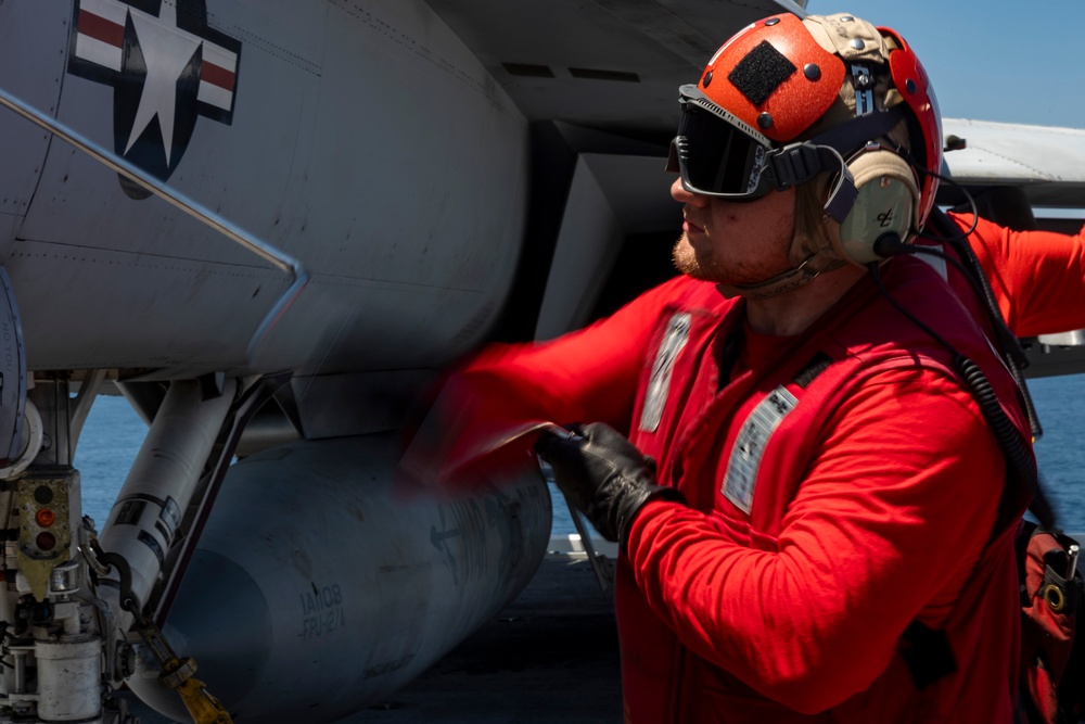 USS Gerald R. Ford (CVN 78) Conducts Routine Flight Operations