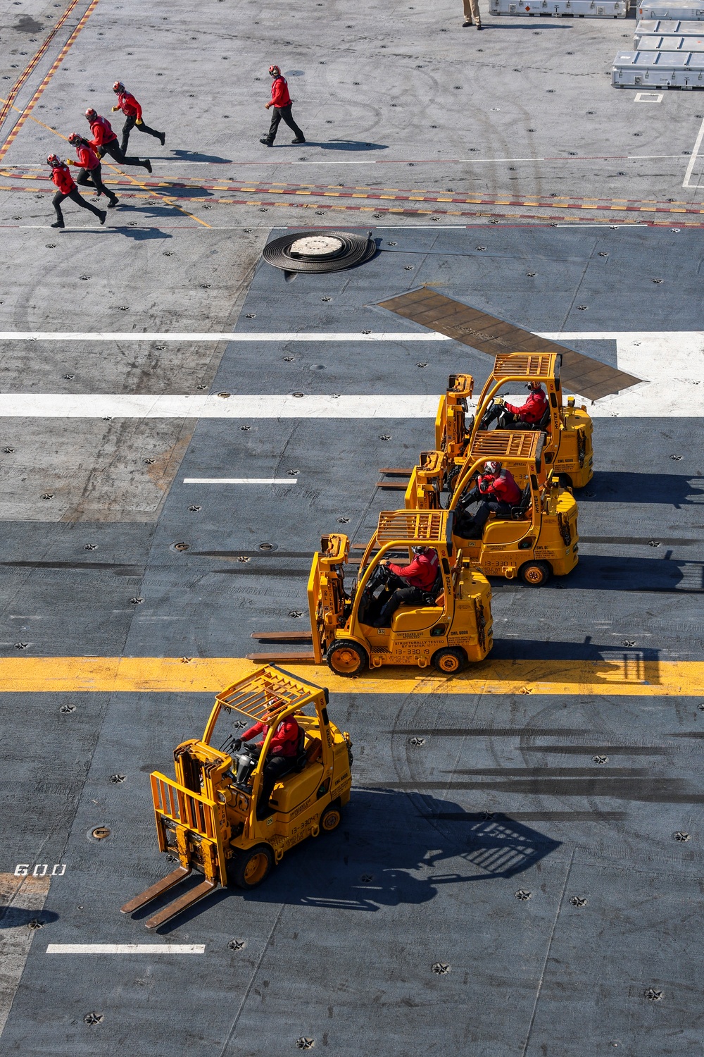 USS Gerald R. Ford (CVN 78) Conducts Vertical Replenishment