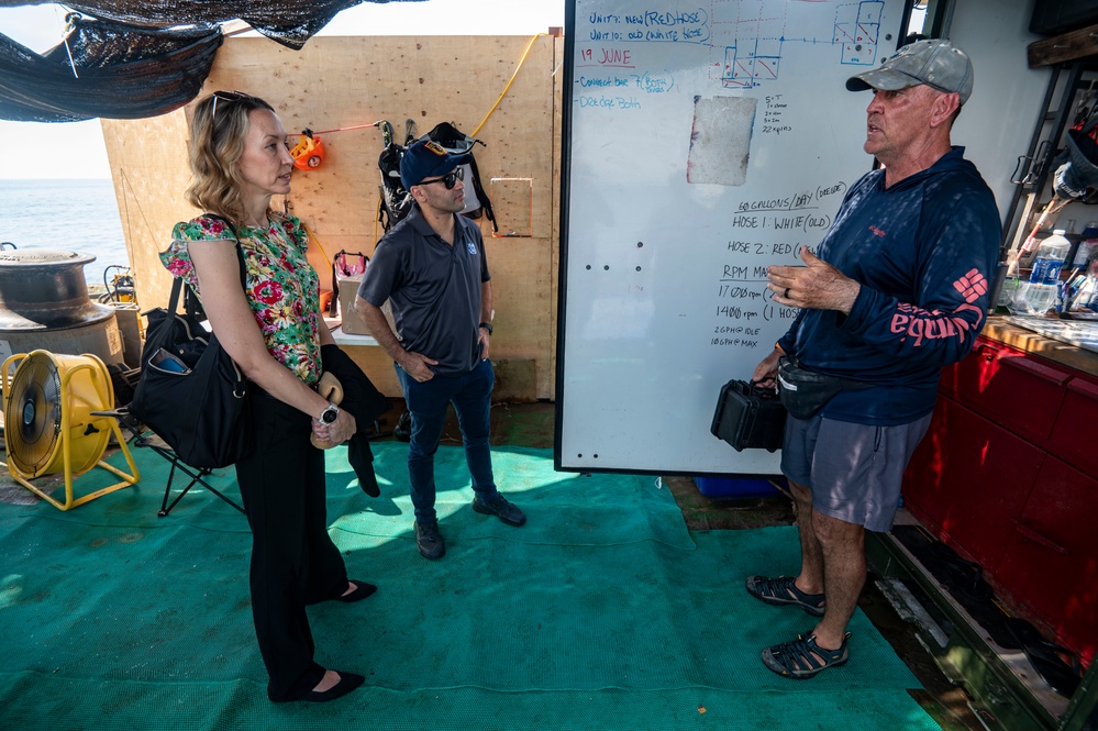 Members of U.S. Embassy Hanoi visits 25-3VN Recovery Site