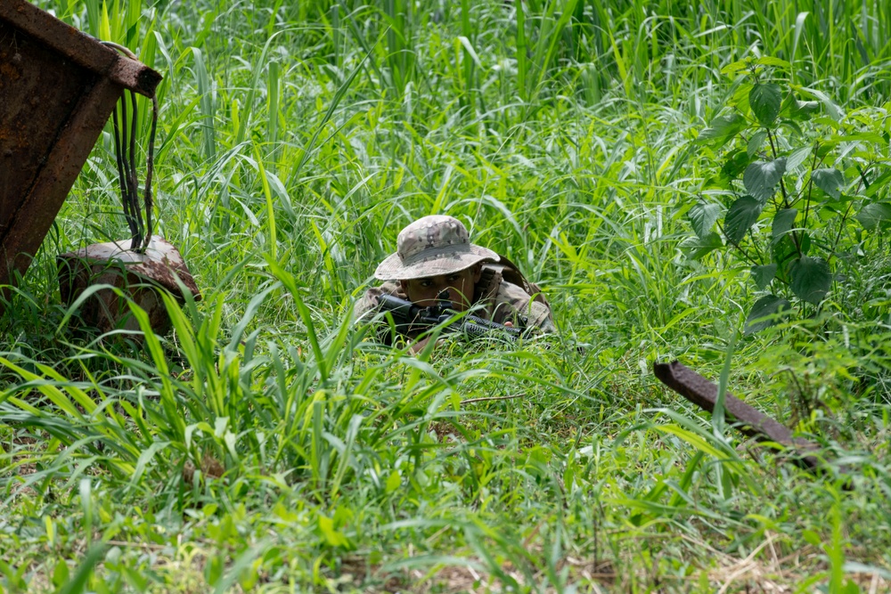 SENAN conducts FINEX with 2nd Brigade Marines in Panama