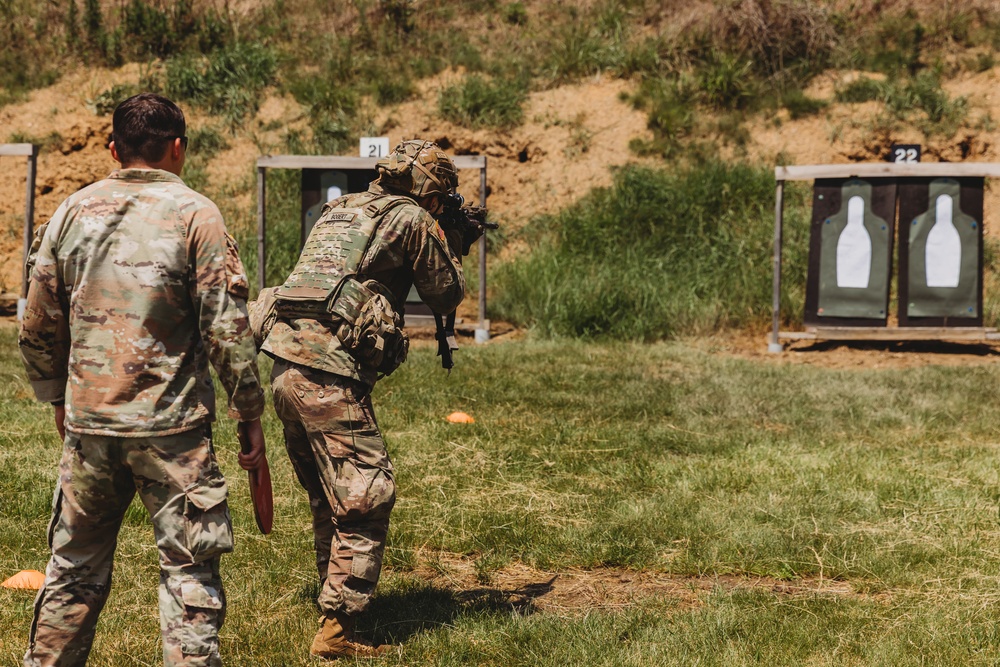 B Co., 1-112 IN BN Practice Urban Rifle Marksmanship